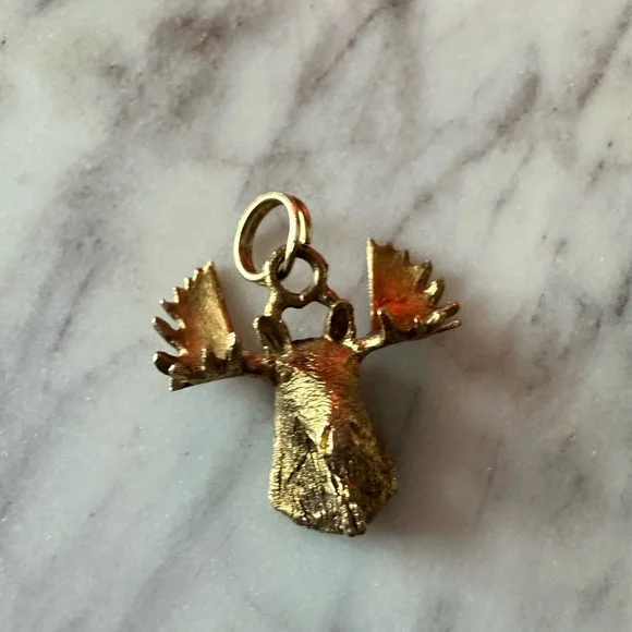 10k charm or pendant - Picture 1 of 3